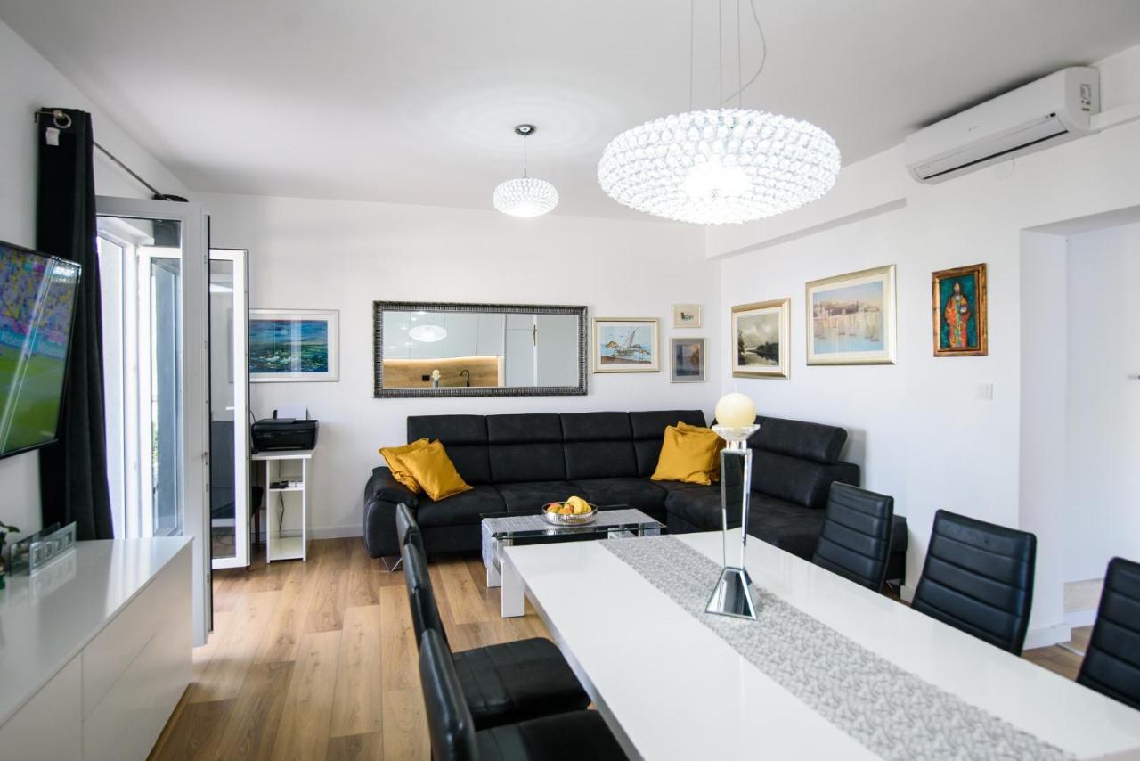 Aurora Seaview Apartment Mlini Exterior photo